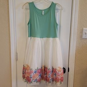 Girls dress